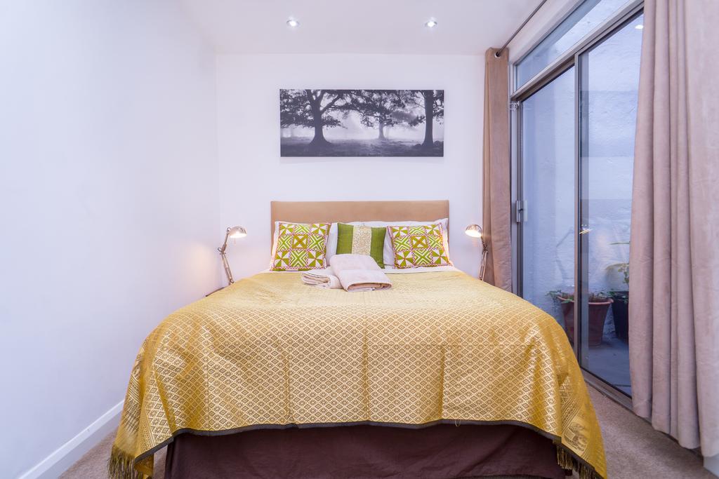 Apartment 2 Bed 2 Bath Pimlico